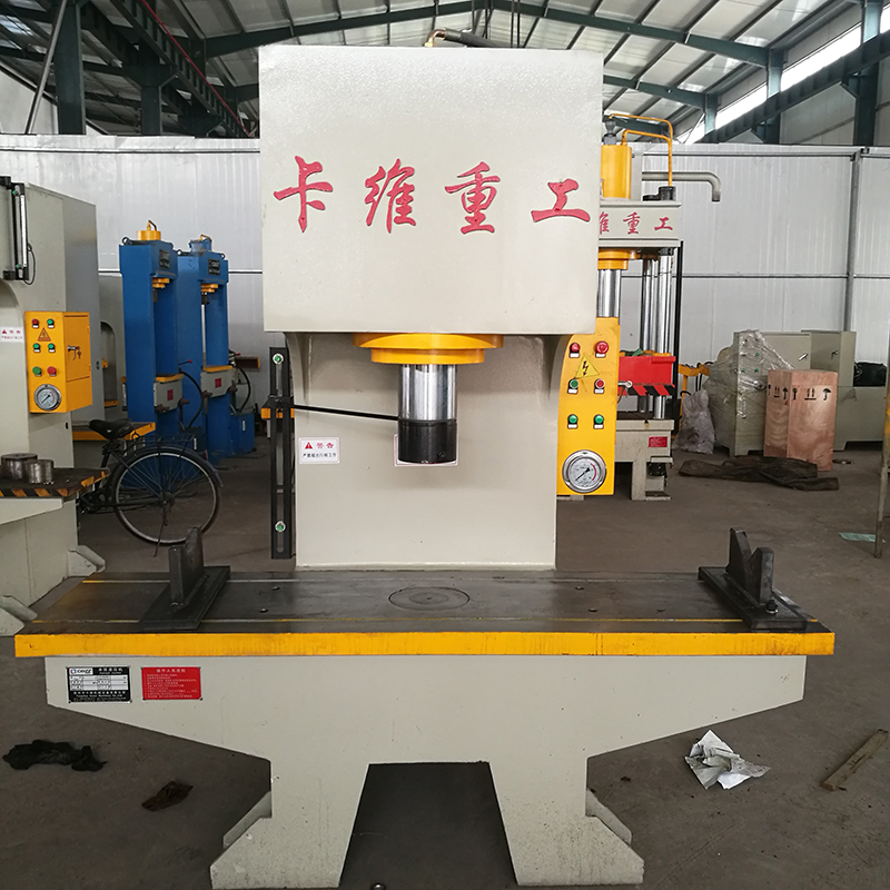 100噸校直機